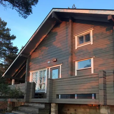 Meri-ruukin Lomakylae *