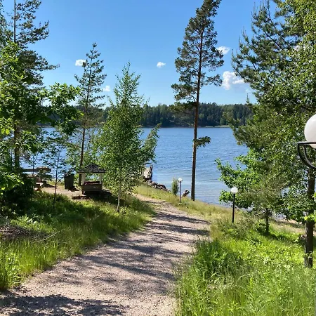 Semesterpark Meri-ruukin Lomakylae *