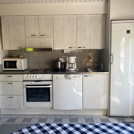 Meri-ruukin Lomakylae Kompleks wypoczynkowy *