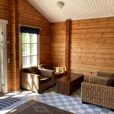 Meri-ruukin Lomakylae *